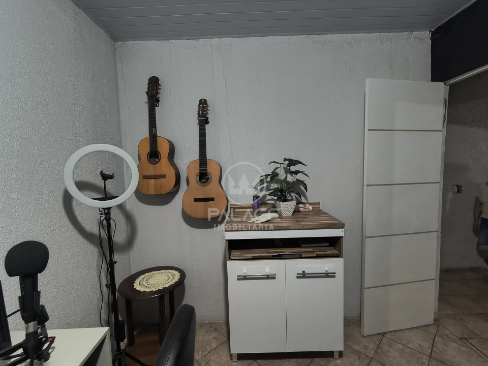 Imagens do imóveis Casa  de esquina excelente á venda na Balbo