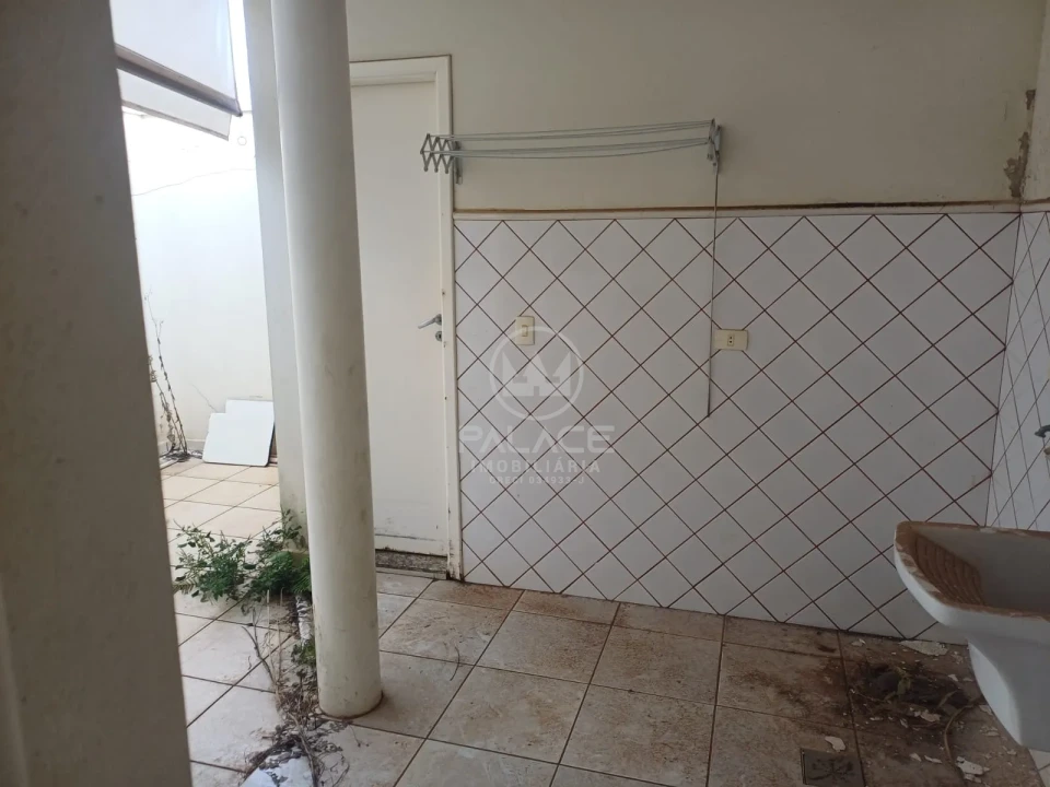 CASA A VENDA NA RUA FRANCISCO JOSE MACHADO, JARDIM BRASILIA