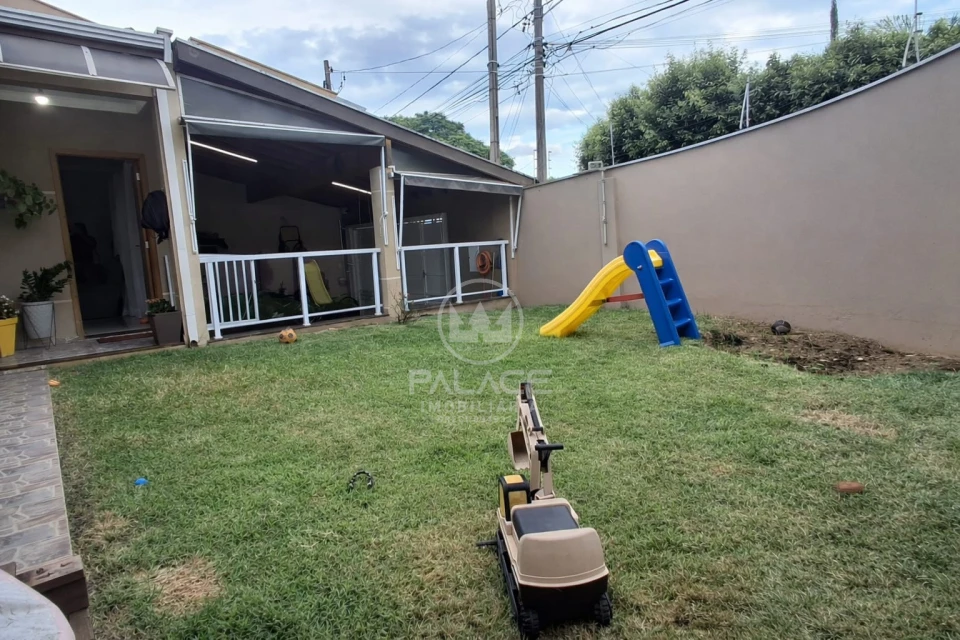 Casa á Venda no bairro Vila Sonia, Piracicaba, SP.