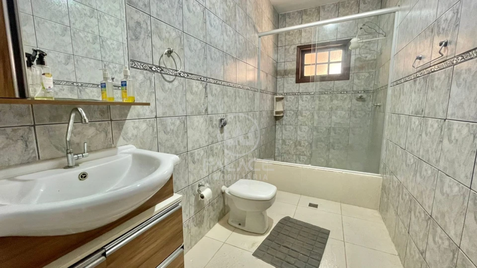 CASA PARA ALUGUEL 3 QUARTOS, 2 SUITES, 6 VAGAS , JARDIM JUPIÁ - PIRACICABA