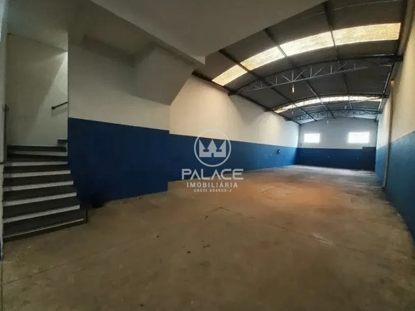 Barracão disponivel para locação