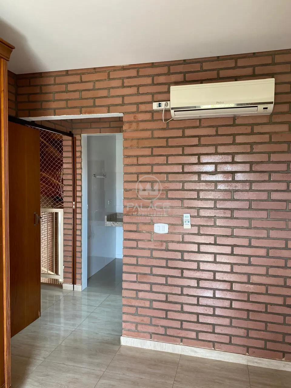 Casa á Venda no Centro de Anhembi - SP