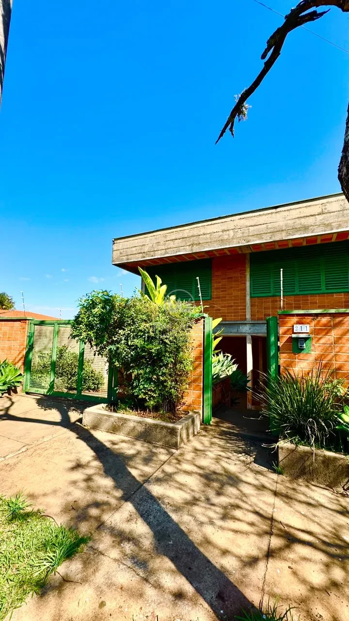 Linda Casa no Bairro São Dimas/Clube de Campo