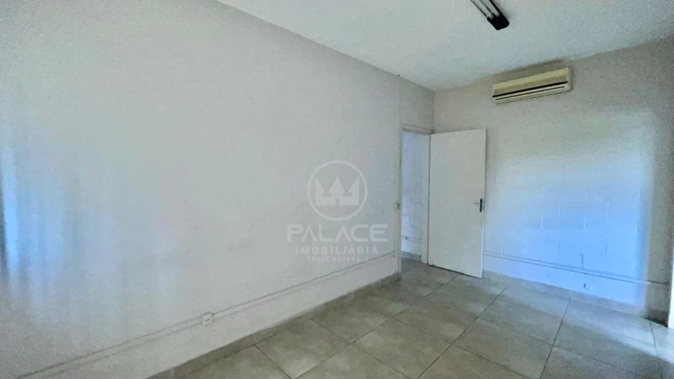 Imagens do imóveis Barracão para alugar, 500m² por RS 3.500,00-mês - Estância Lago Azul (Ártemis) - Piracicaba-SP