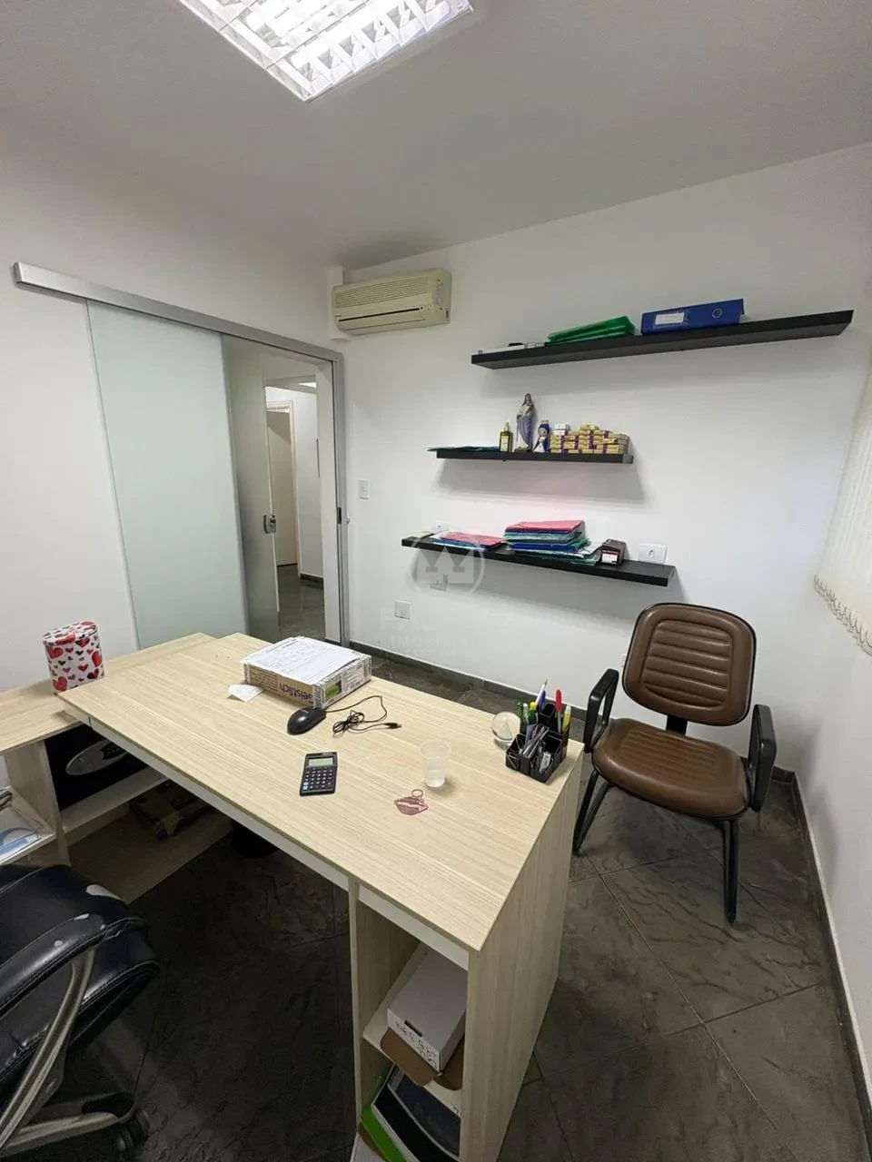 SALA COMERCIAL EQUIPADA PARA CLINICA ODONTOLOGICA COM 5 CONSULTORIOS