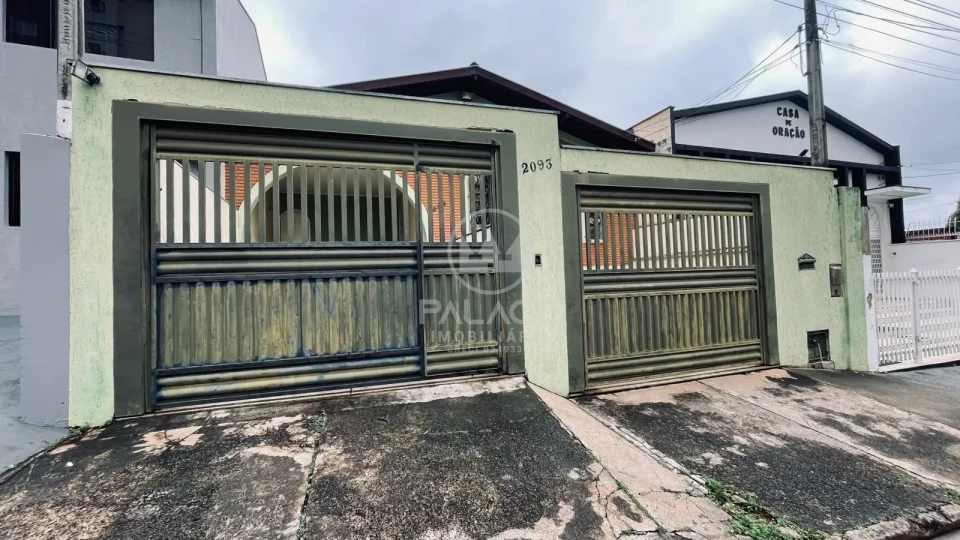 Casa, 3 quartos, 196 m² - Foto 1