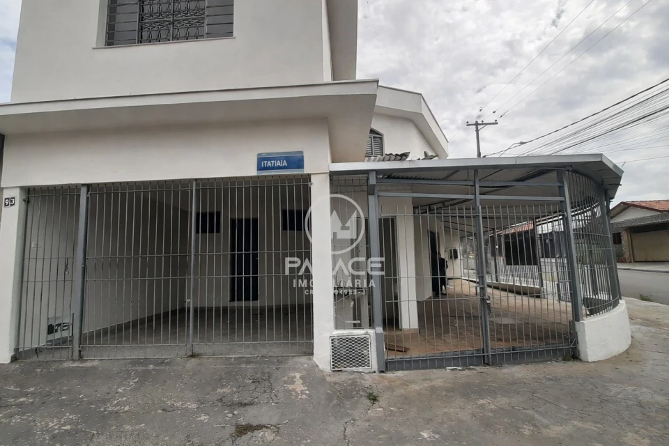 CASA 3 QUARTOS / MONTE LIBANO