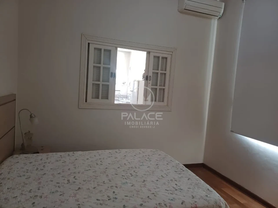 CASA A VENDA NO BAIRRO CASTELINHO