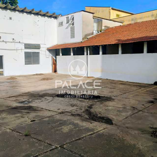 Barracão :  / Comercial / Vila Areião