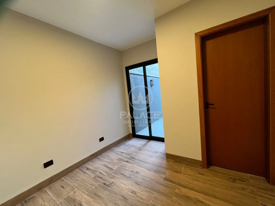 SALA PARA ALUGAR NO CENTRO - 20m² / PIRACICABA-SP