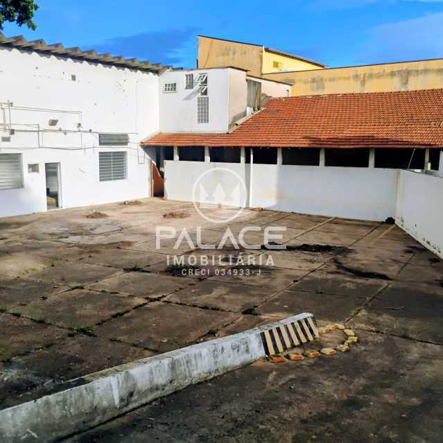 Barracão :  / Comercial / Vila Areião