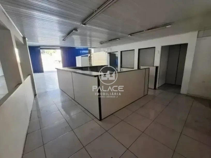 Barracão disponivel para locação