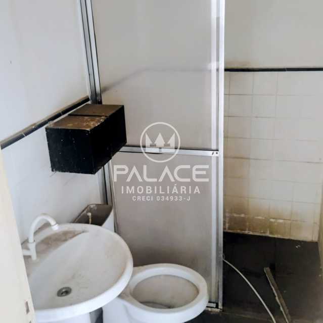 Barracão :  / Comercial / Vila Areião