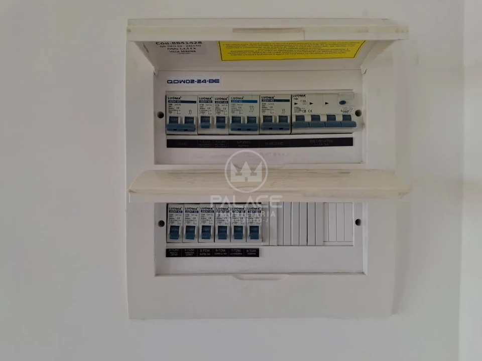 Villa Serena 3 quartos, suíte, 2 vagas - Condomínio Clube Completo!