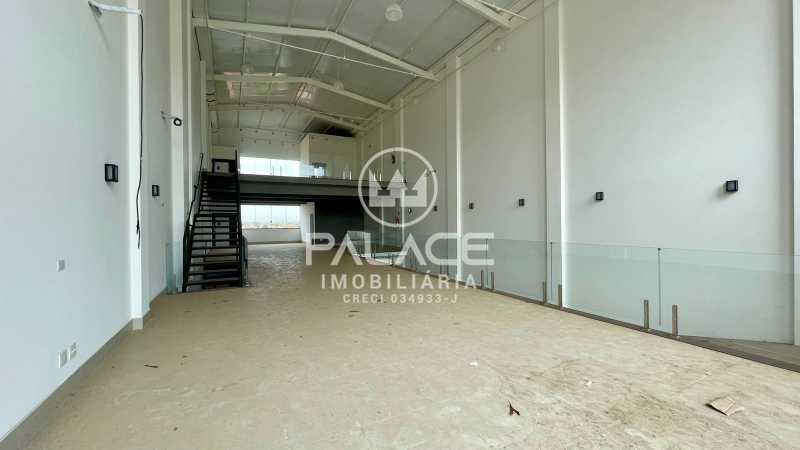 Imagens do imóveis Barracão :  / Comercial / Vila Rezende