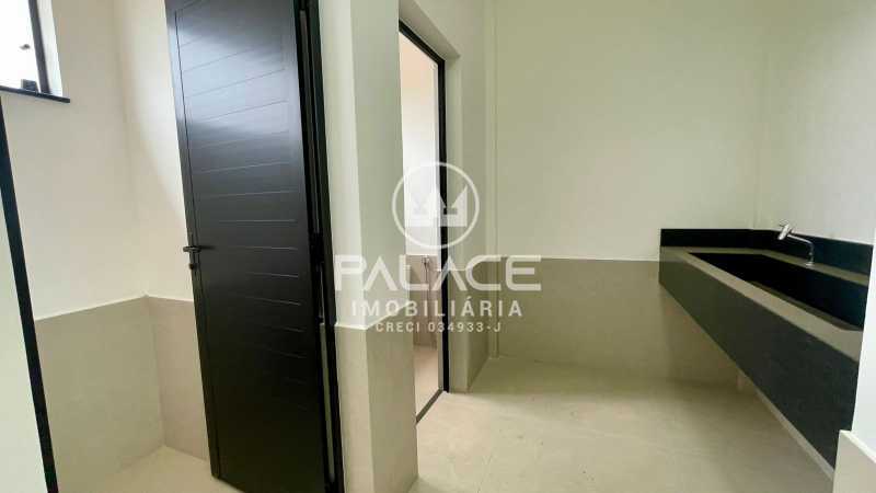 Imagens do imóveis Barracão :  / Comercial / Vila Rezende