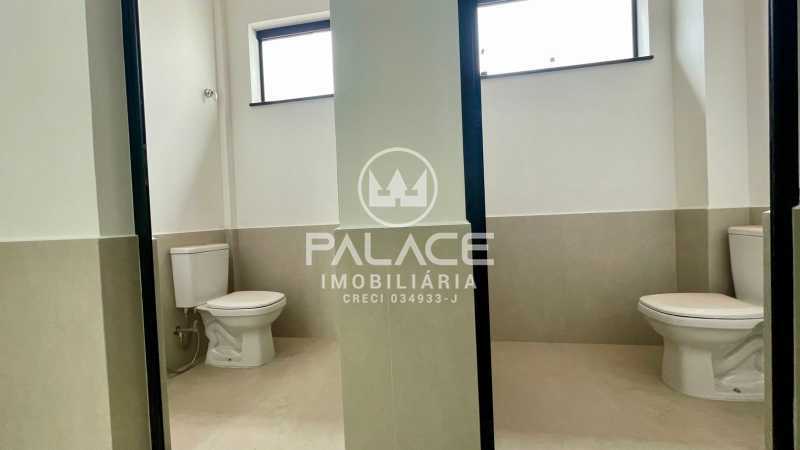 Imagens do imóveis Barracão :  / Comercial / Vila Rezende