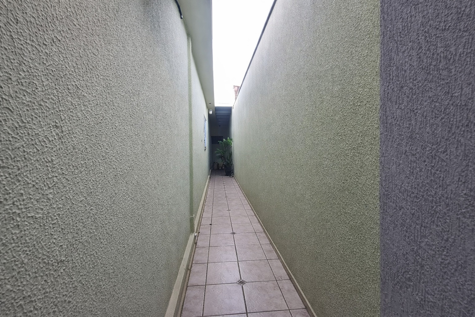 CASA PARA LOCAÇÃO / PAULICEIA / 3 QUARTOS