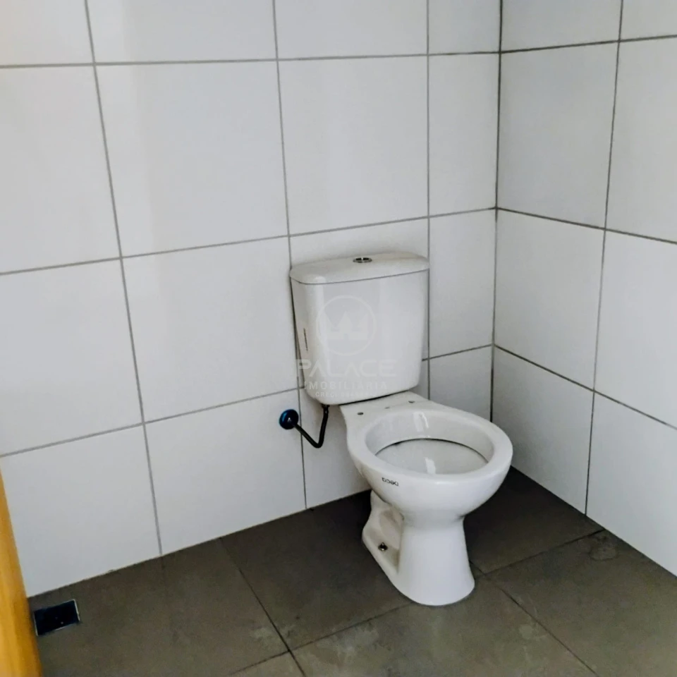 Barracão disponivel para locação