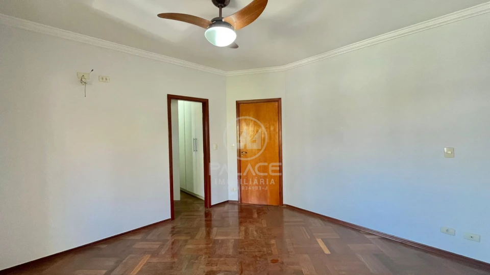 CASA / LOCACAO / 3 SUITES / CONDOMINIO / TERRAS IV