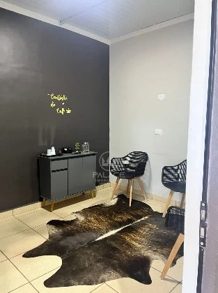 barracão em avenida