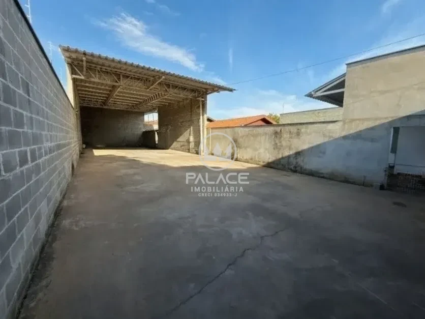 Barracão disponivel para locação