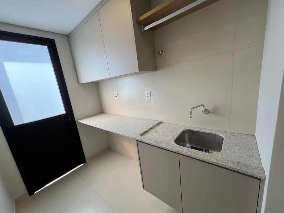 casa em condomínio à venda em santa rosa, piracicaba 3 quartos 196m²