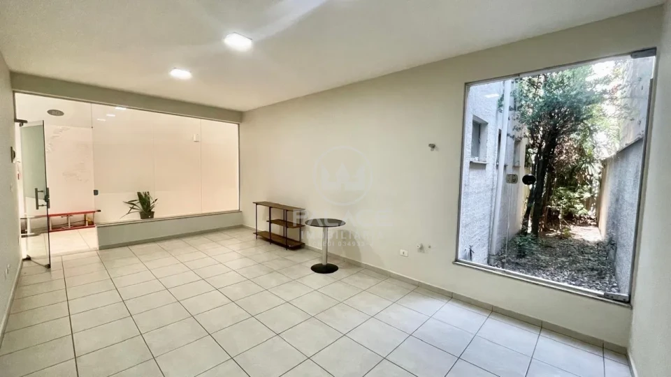 SALA COMERCIAL COM 40M² PARA LOCAÇÃO - VILA REZENDE / PIRACICABA