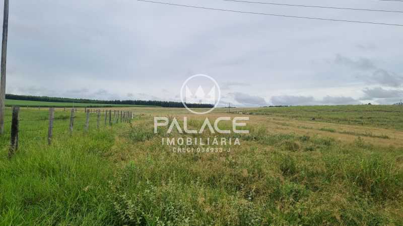 Imagens do imóveis fazenda à venda em centro, anhembi 3 quartos 493052m²