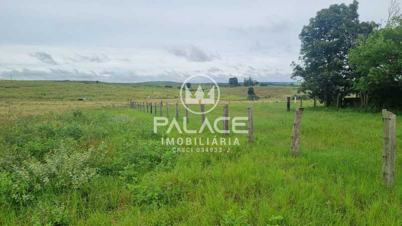 Imagens do imóveis fazenda à venda em centro, anhembi 3 quartos 493052m²