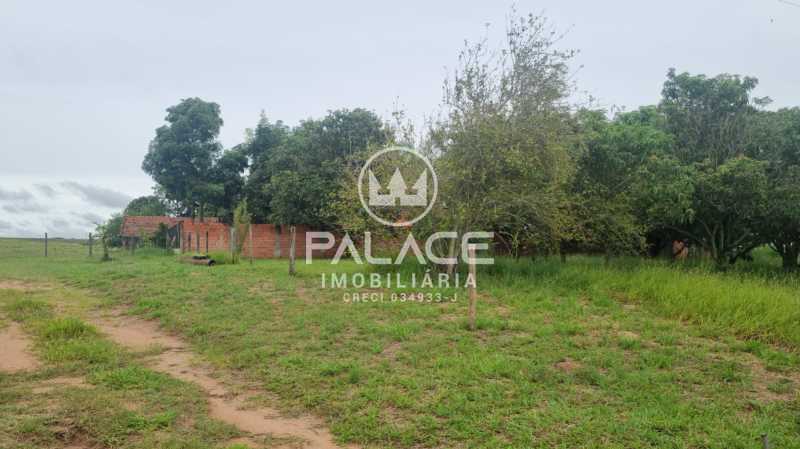 Imagens do imóveis fazenda à venda em centro, anhembi 3 quartos 493052m²