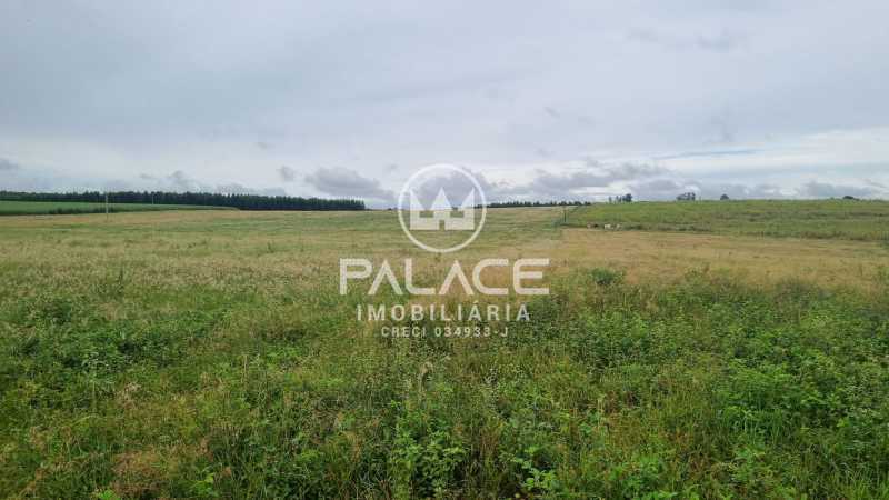 Imagens do imóveis fazenda à venda em centro, anhembi 3 quartos 493052m²