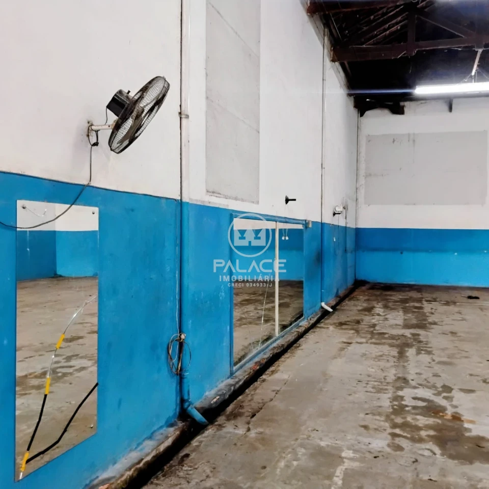 Barracão disponivel para locação