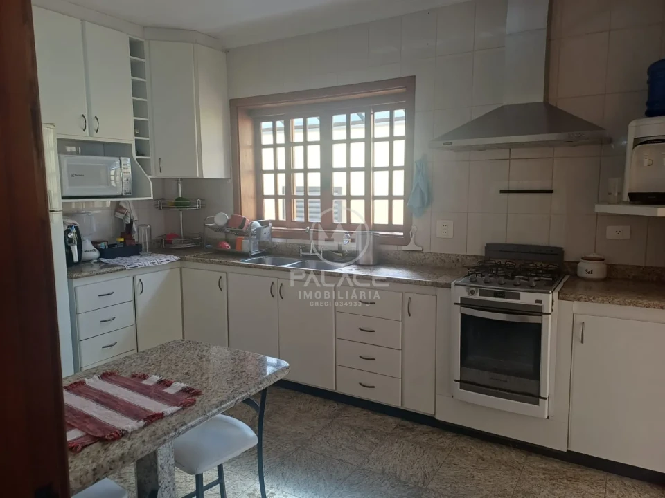 Sobrado de alto Padrão a venda em bairro Nova América