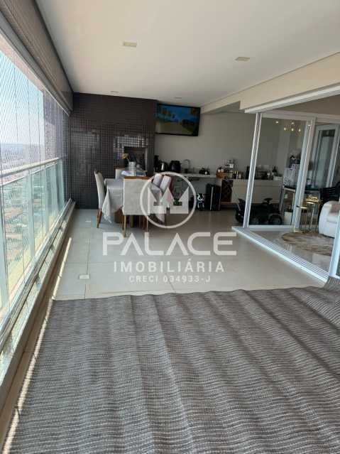Apartamento : Padrão / Residencial / Alto