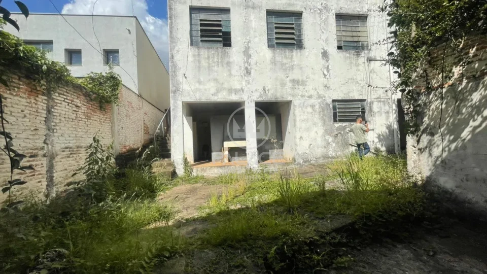 BARRACAO / GALPAO  PARA VENDA OU LOCAÇÃO / REGIAO CENTRAL / PIRACICABA