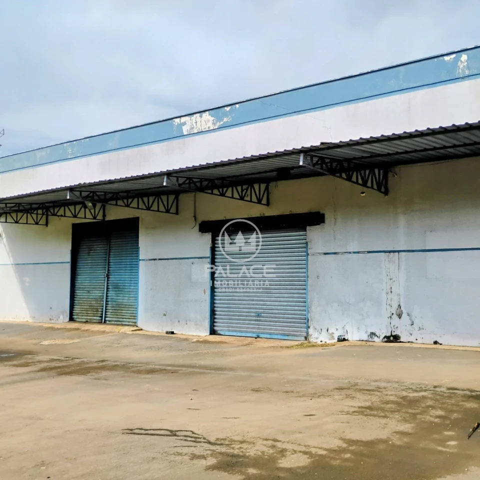 Barracão disponivel para locação