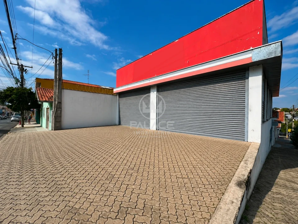 Imóvel Comercial - Barracão - disponível para locação