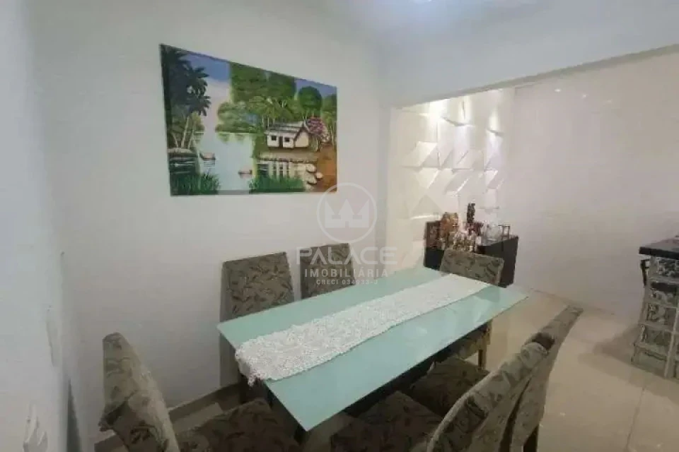 Casa a venda no bairro Agua Branca