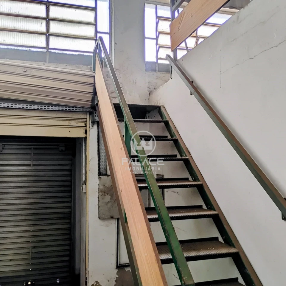 Barracão disponivel para locação