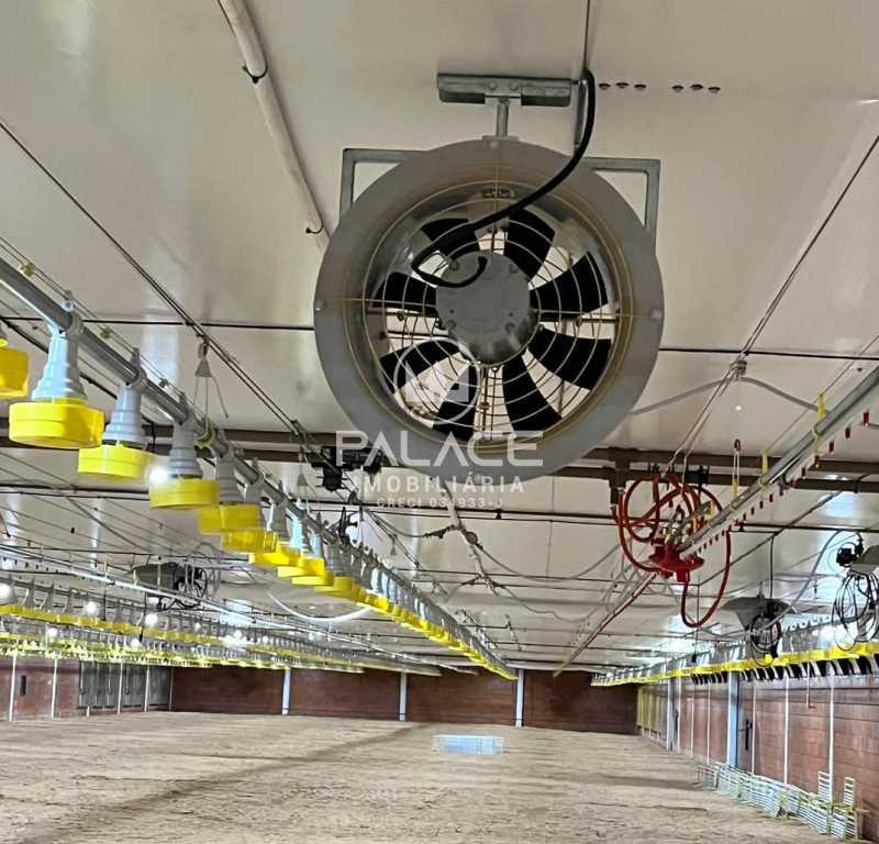 Imagens do imóveis fazenda à venda em zona rural, conchas 60500m²