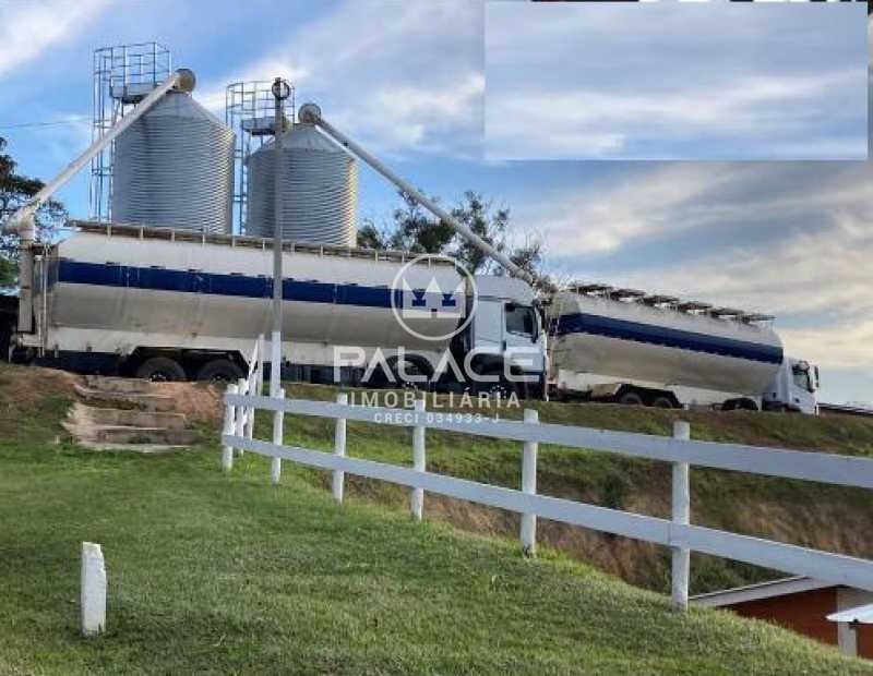 Imagens do imóveis fazenda à venda em zona rural, conchas 60500m²