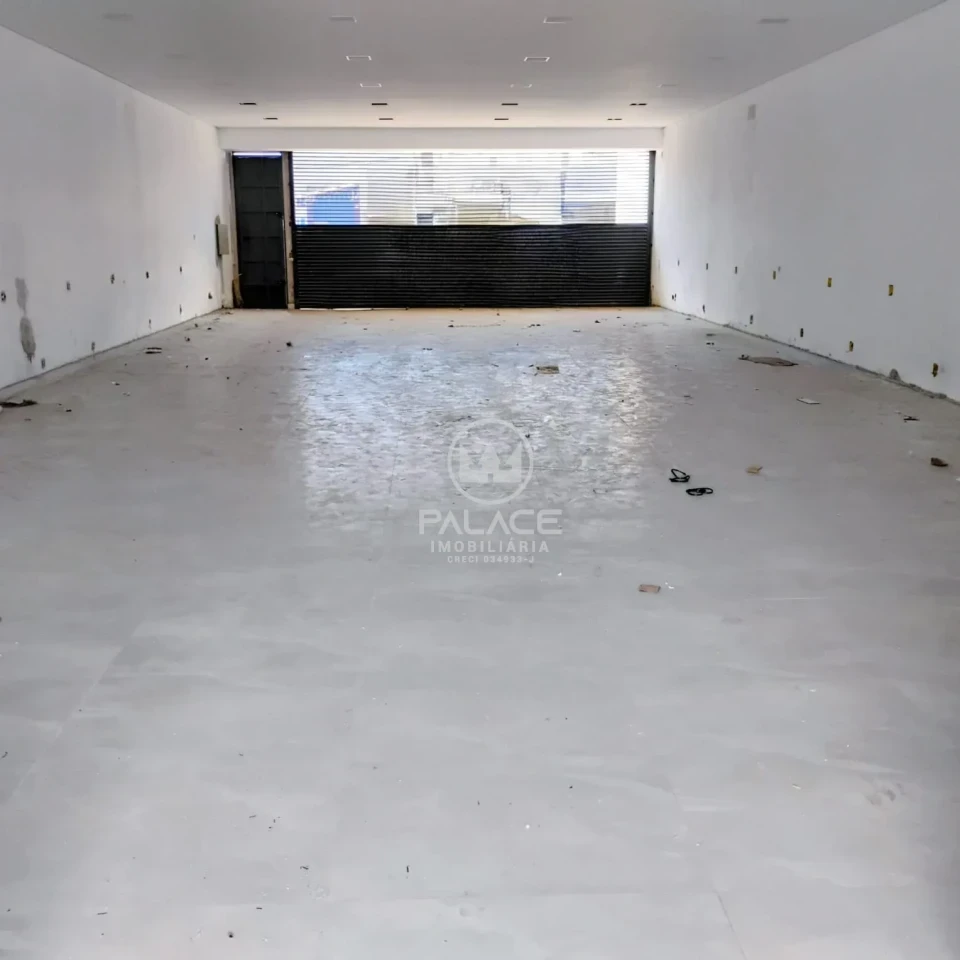 Barracão disponivel para locação