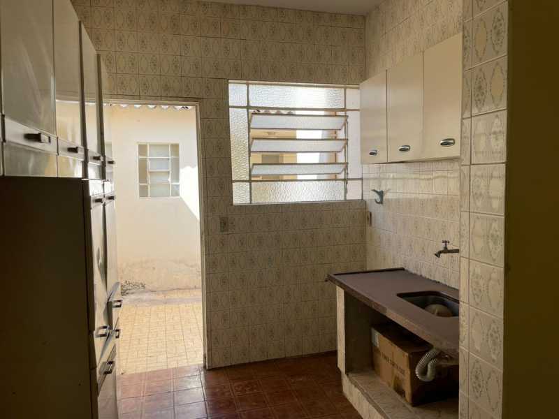 Imagens do imóveis Casa de rua -  / Residencial / Centro (Ártemis)