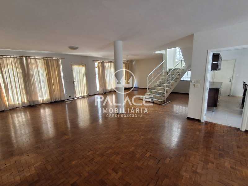 Casa :  / Comercial / Centro