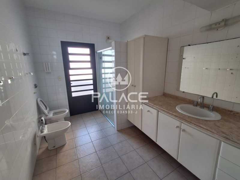 Casa :  / Comercial / Centro