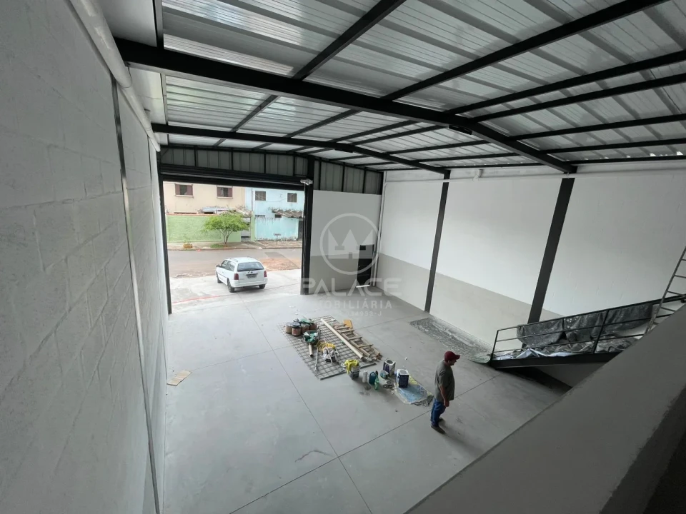 Barracão :  / Comercial / Piracicamirim