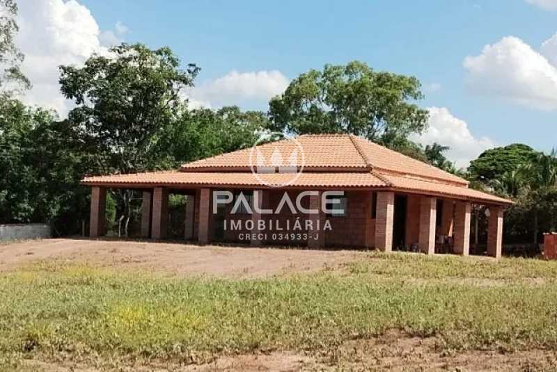 Imagens do imóveis chácara à venda em alpes das águas, são pedro 2 quartos 5000m²