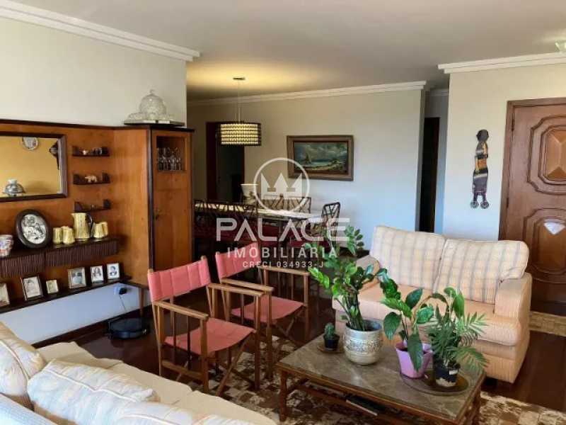 Imagens do imóveis Amplo apartamento com 250m² a venda no centro de Piracicaba, SP.