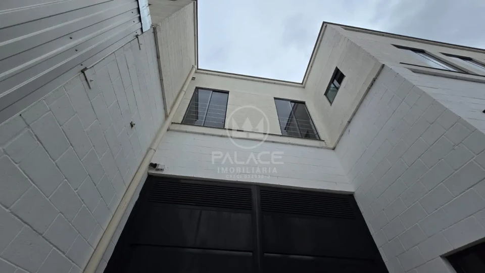 Barracão disponivel para locação